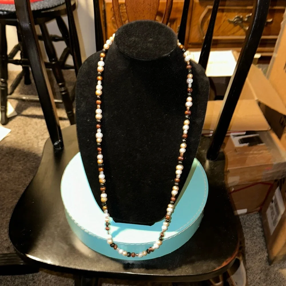 Freshwater Multi-Color Pearl Necklace. (Brown Copper, Gold and Off White tones) - Picture 2 of 4